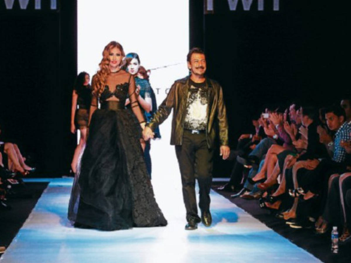 Yoyo Barrientos llegó con su magia a la Fashion Week Honduras 2012
