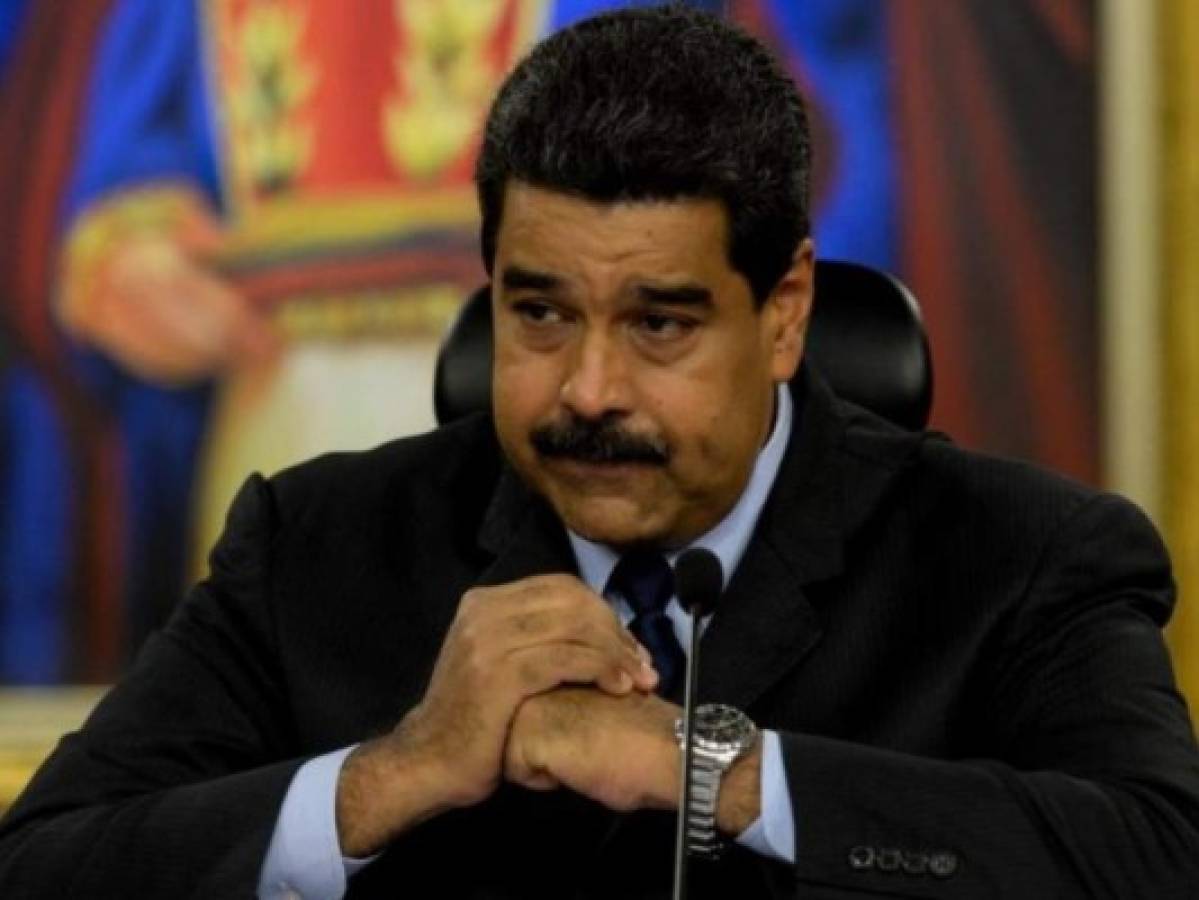Nicolás Maduro dice que la oposición tiene 'un presidente de la república de Wikipedia'