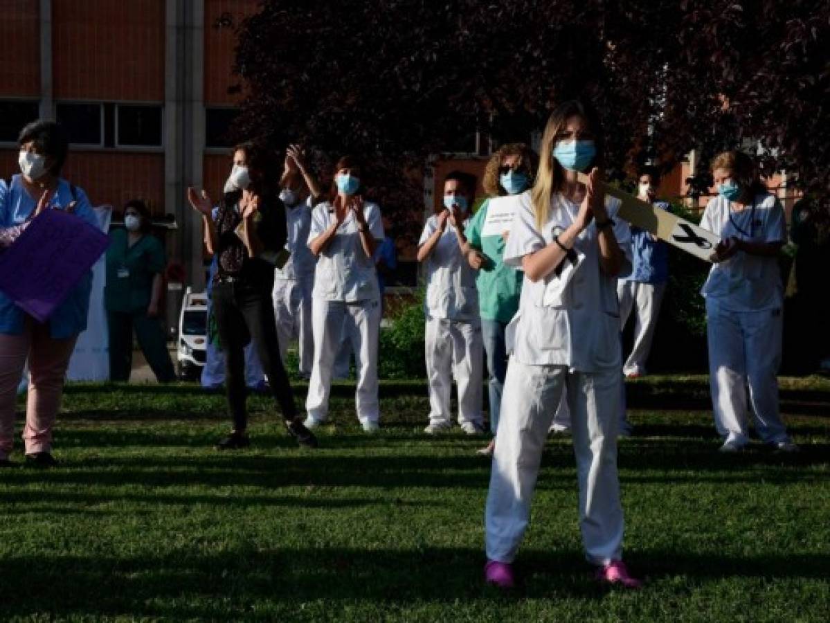 El gobierno español declara 10 días de luto por las víctimas del coronavirus