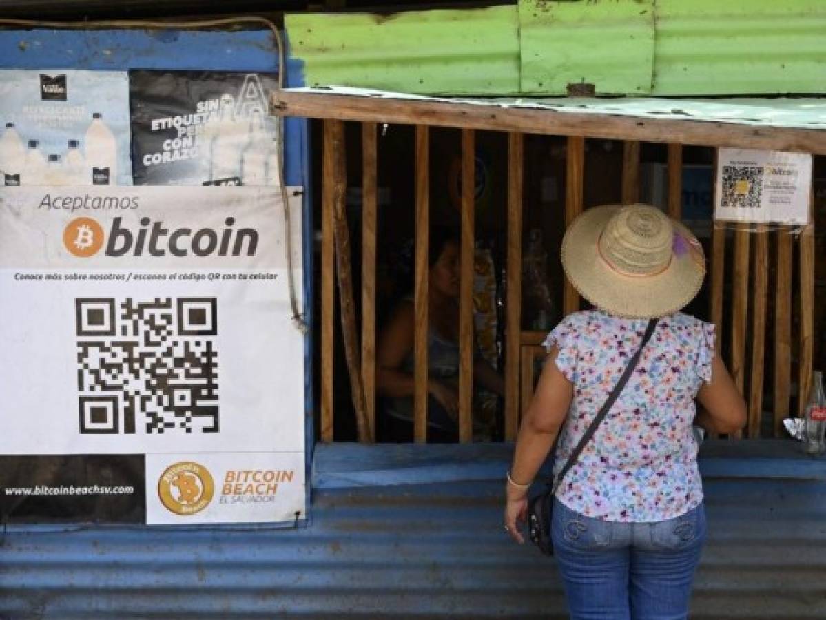 El Salvador adoptará el bitcóin como moneda en medio de un fuerte escepticismo  
