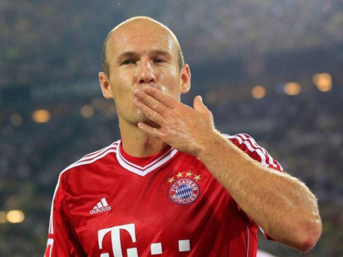 Holandés Arjen Robben anuncia su retiro del fútbol