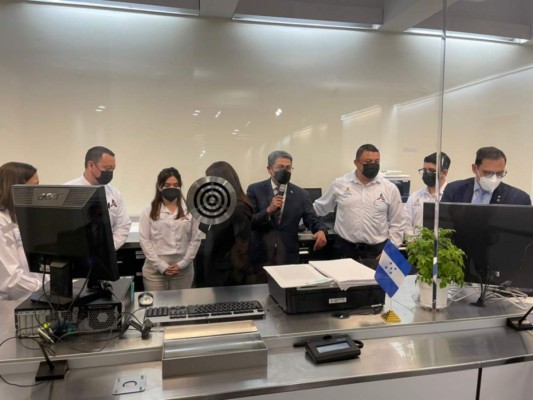 Presidente Juan Orlando inaugura nuevas instalaciones del consulado de Nueva York