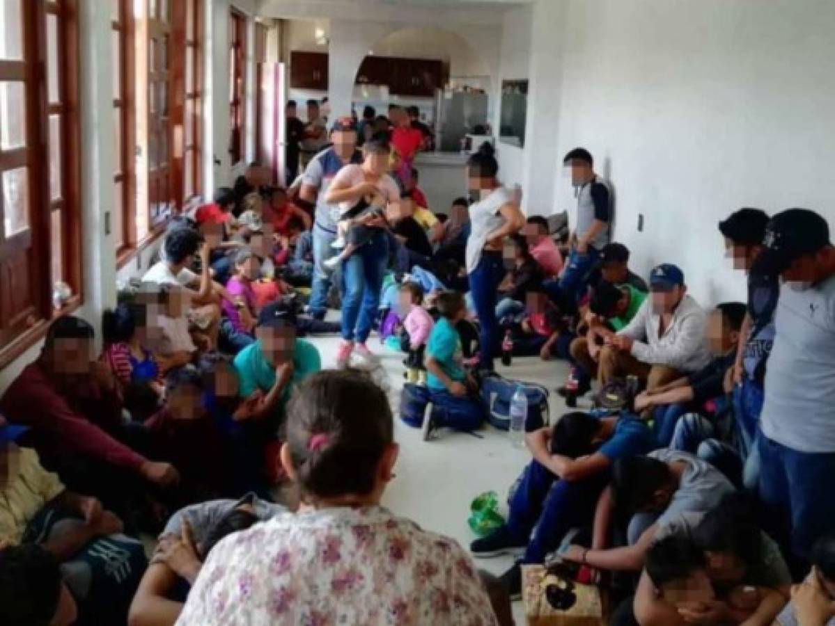 Rescatan a 37 migrantes hondureños que estaban hacinados en una casa en Ecatepec, México