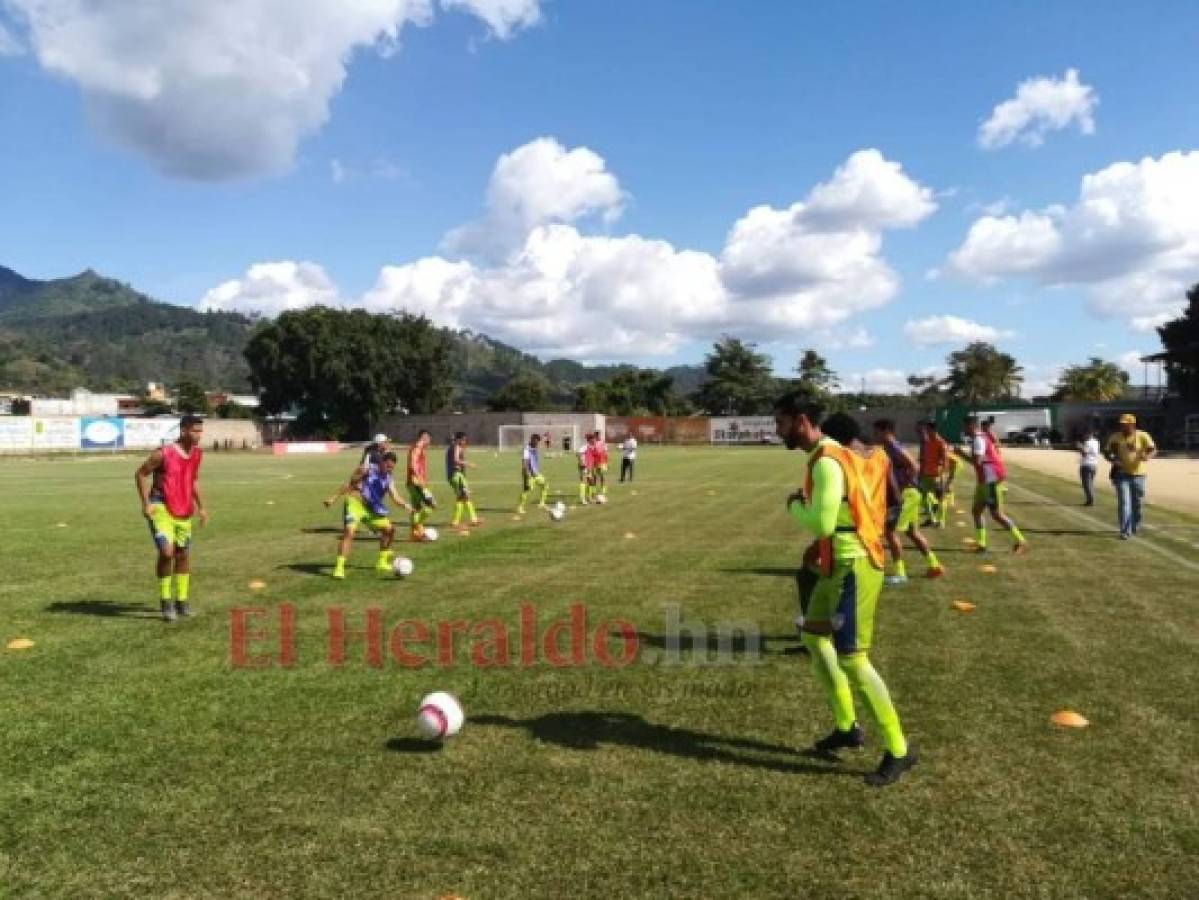 Real de Minas vence 3-1 a Platense en el Marcelo Tinoco