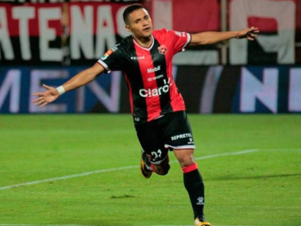 Gol de Roger Rojas salva a Alajuelense de caer ante la Universidad de Costa Rica