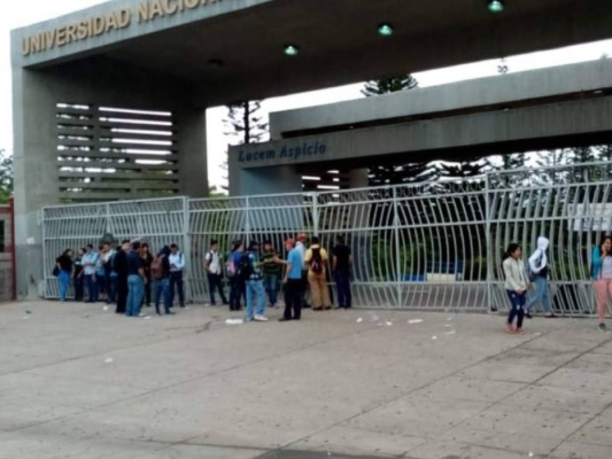 Amanece tomada la Universidad Nacional Autónoma de Honduras