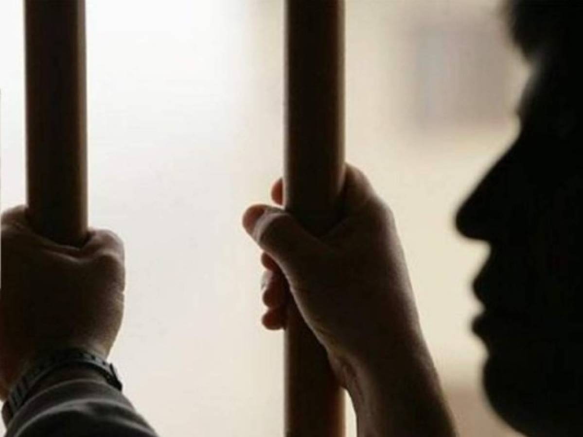 Hombre es condenado a 120 años de cárcel por violar a su hija en SPS