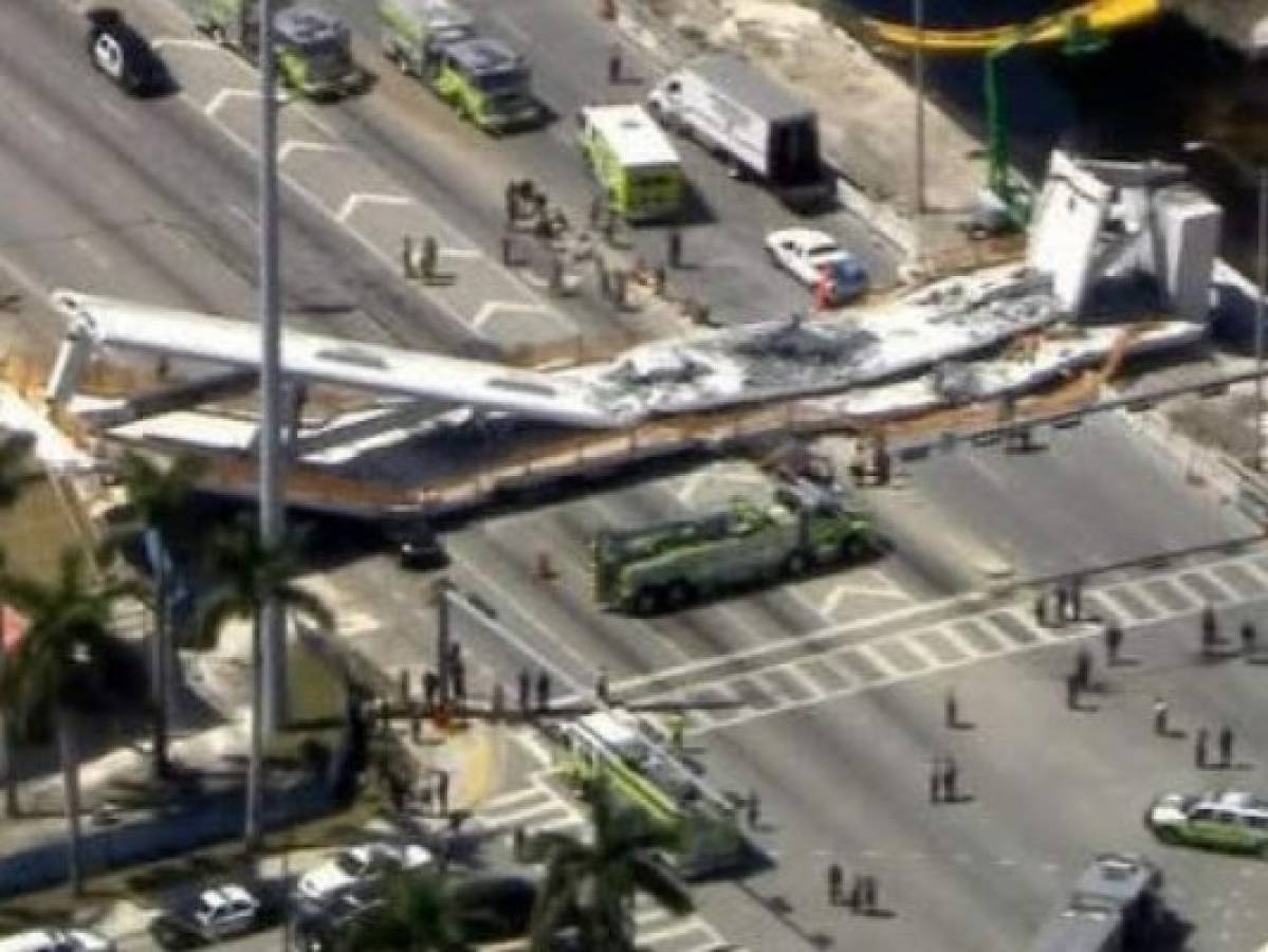 VIDEO: Así ocurrió el colapso del puente peatonal en Miami; tragedia cobra víctimas y deja heridos