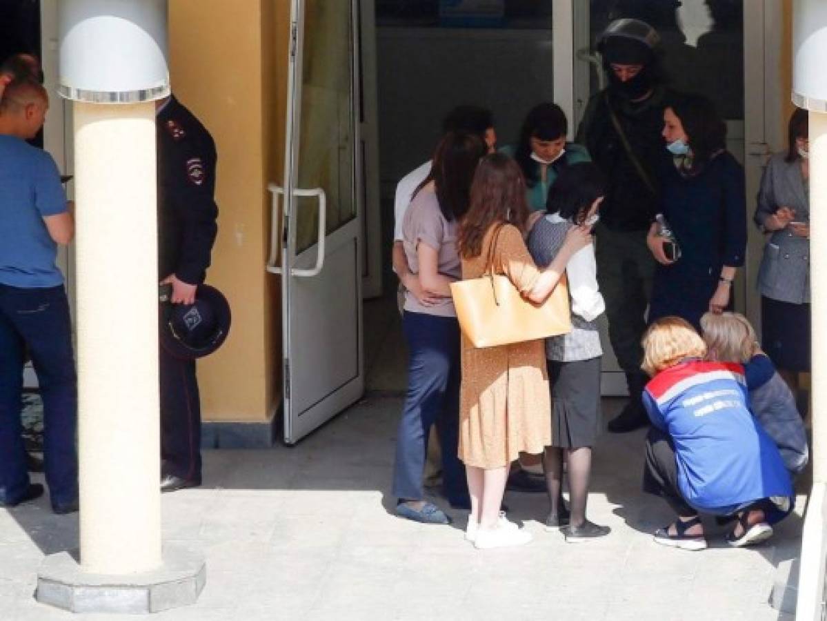 Al menos siete muertos en un tiroteo en una escuela de Rusia