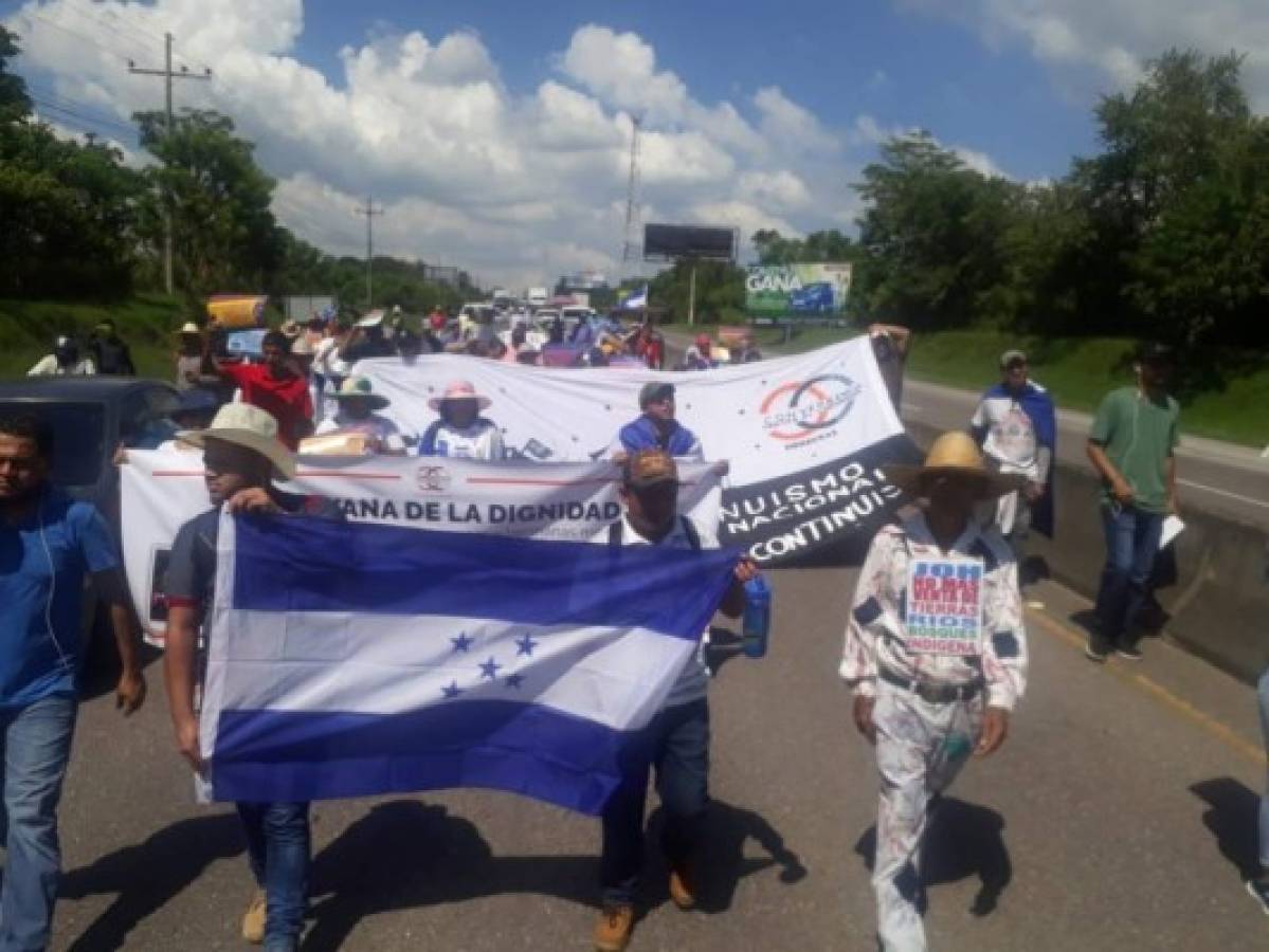 Hondureños realizan 'Caravana de la Dignidad' en solidaridad a migrantes