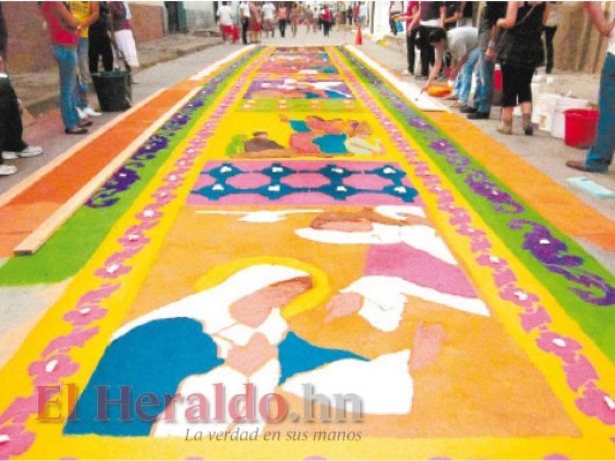Un total de 54 alfombras de aserrín se elaborarán en Comayagua