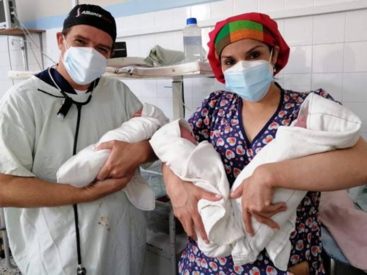 En medio de la pandemia, nacen hermosas trillizas en Copán