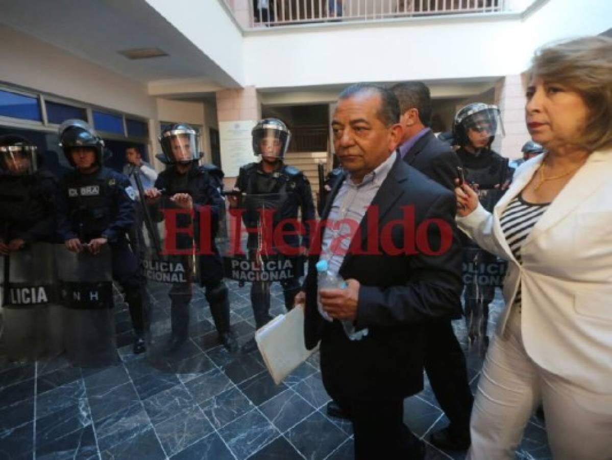 Inicia audiencia de declaración de imputado contra exconcejales en el Juzgado en Materia de Corrupción