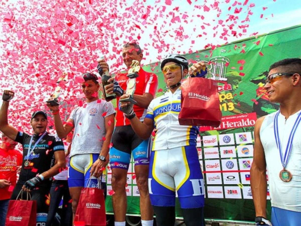 Ganadores de la II Vuelta Ciclística de Tegucigalpa.