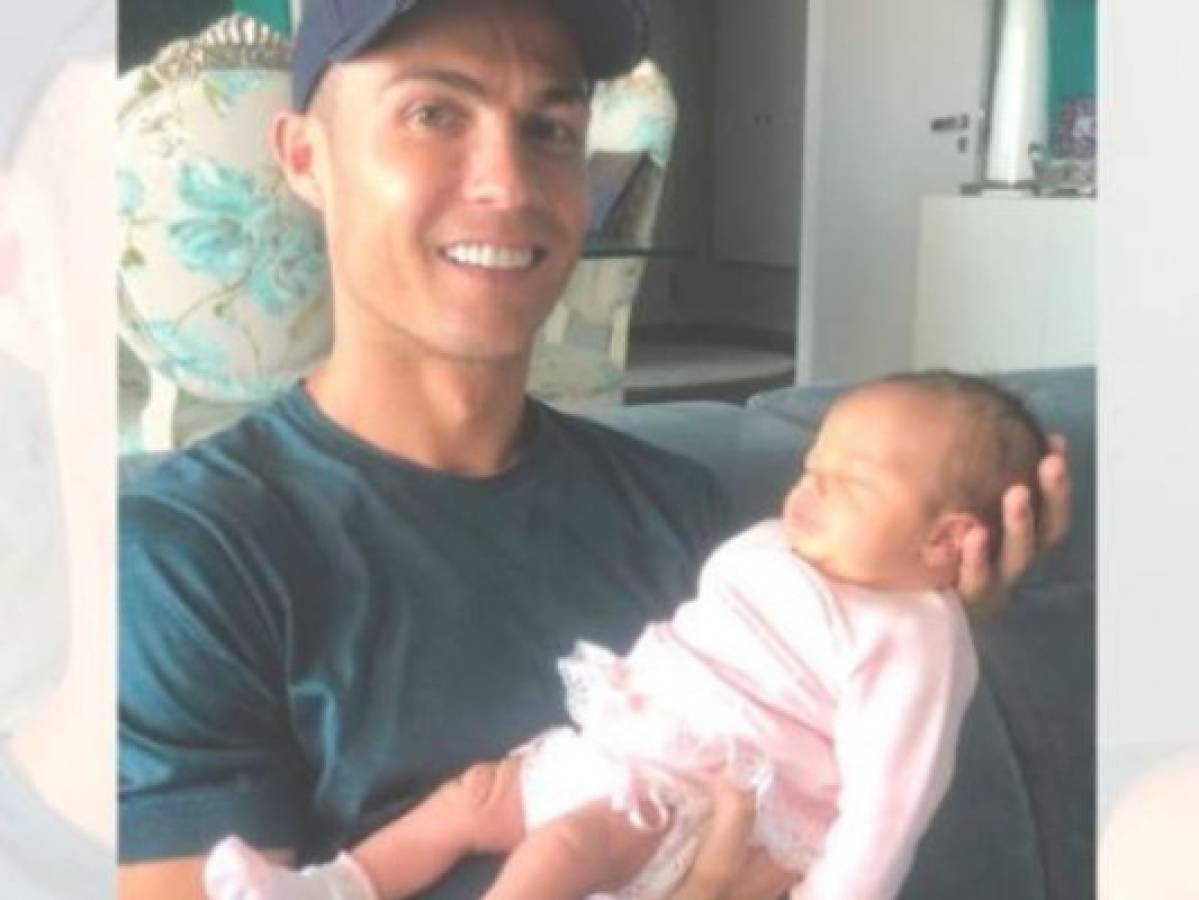 Cristiano Ronaldo conoció a su nueva sobrina Valentina