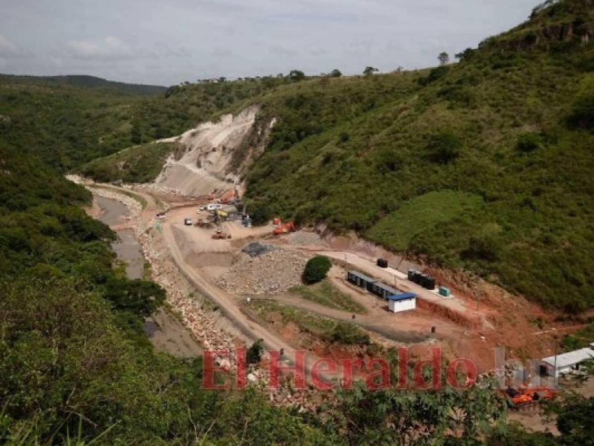 La represa San José es la apuesta temporal para las necesidades de agua. Foto: Emilio Flores/Alex Pérez/El Heraldo