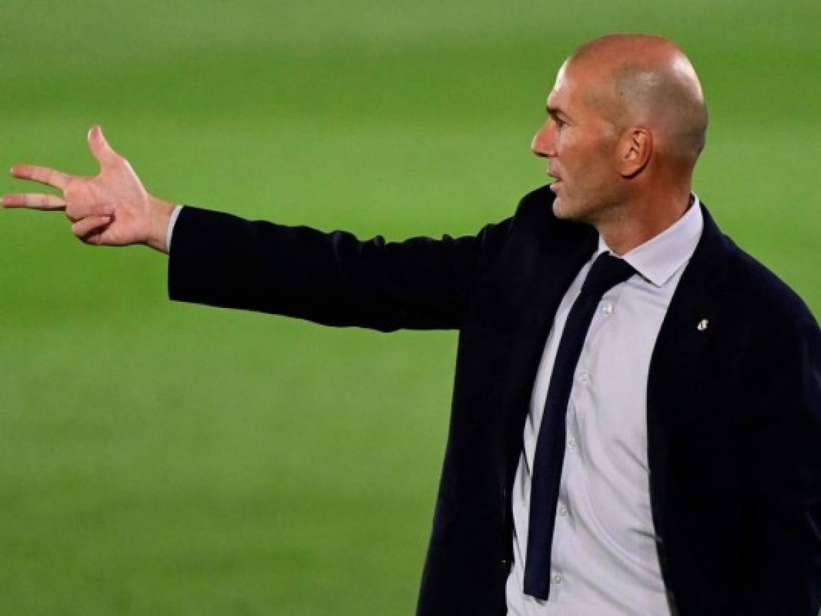 La tajante respuesta de Zidane a Piqué por señalamientos de ayuda arbitral al Madrid