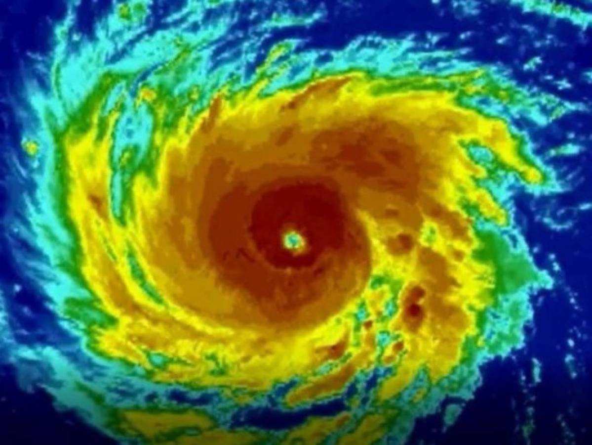 EN VIVO: Esta es la trayectoria que sigue el huracán Florence rumbo a Estados Unidos