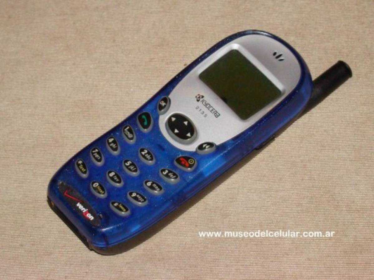 Así ha evolucionado a través de los años el diseño de los celulares