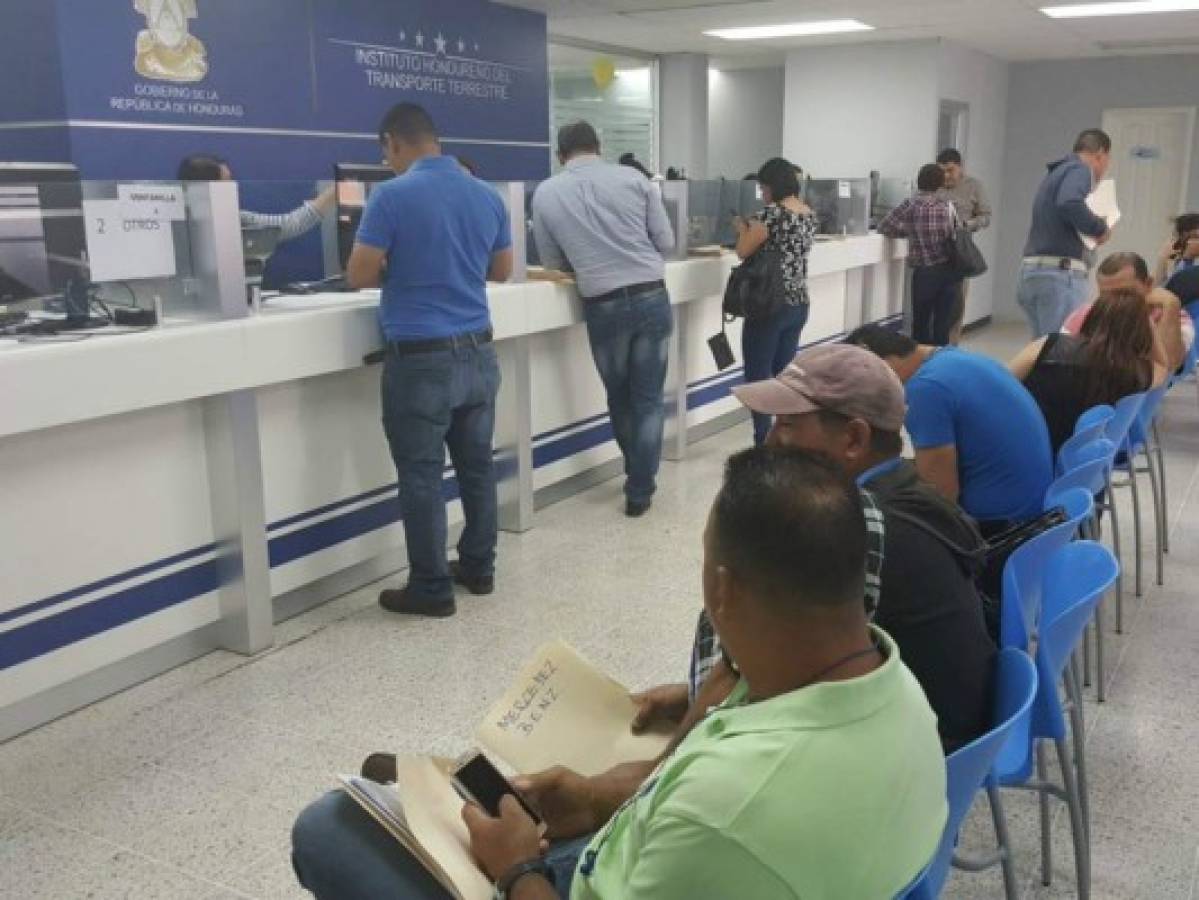 En censo se han identificado 8,500 taxis y 1,800 buses en la capital de Honduras