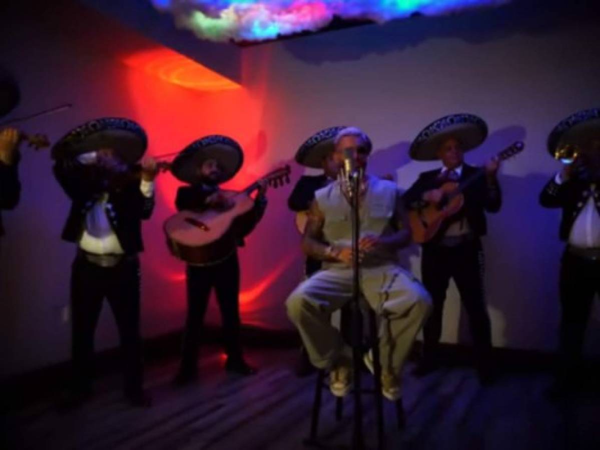 Por primera vez, Maluma canta con mariachi y enloquece las redes sociales