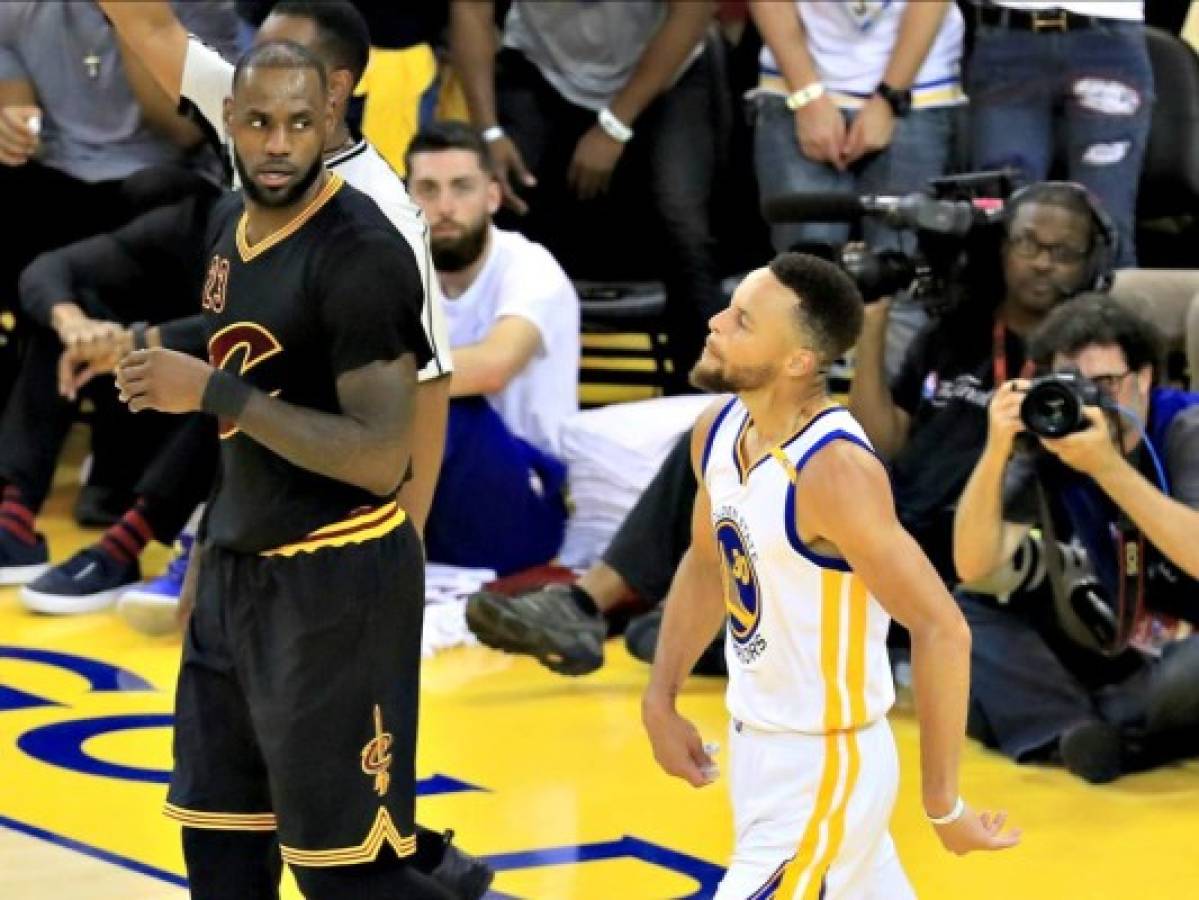 Golden State Warriors ganan segundo juego de la final de la NBA con autoridad sobre los Cavs de Cleveland