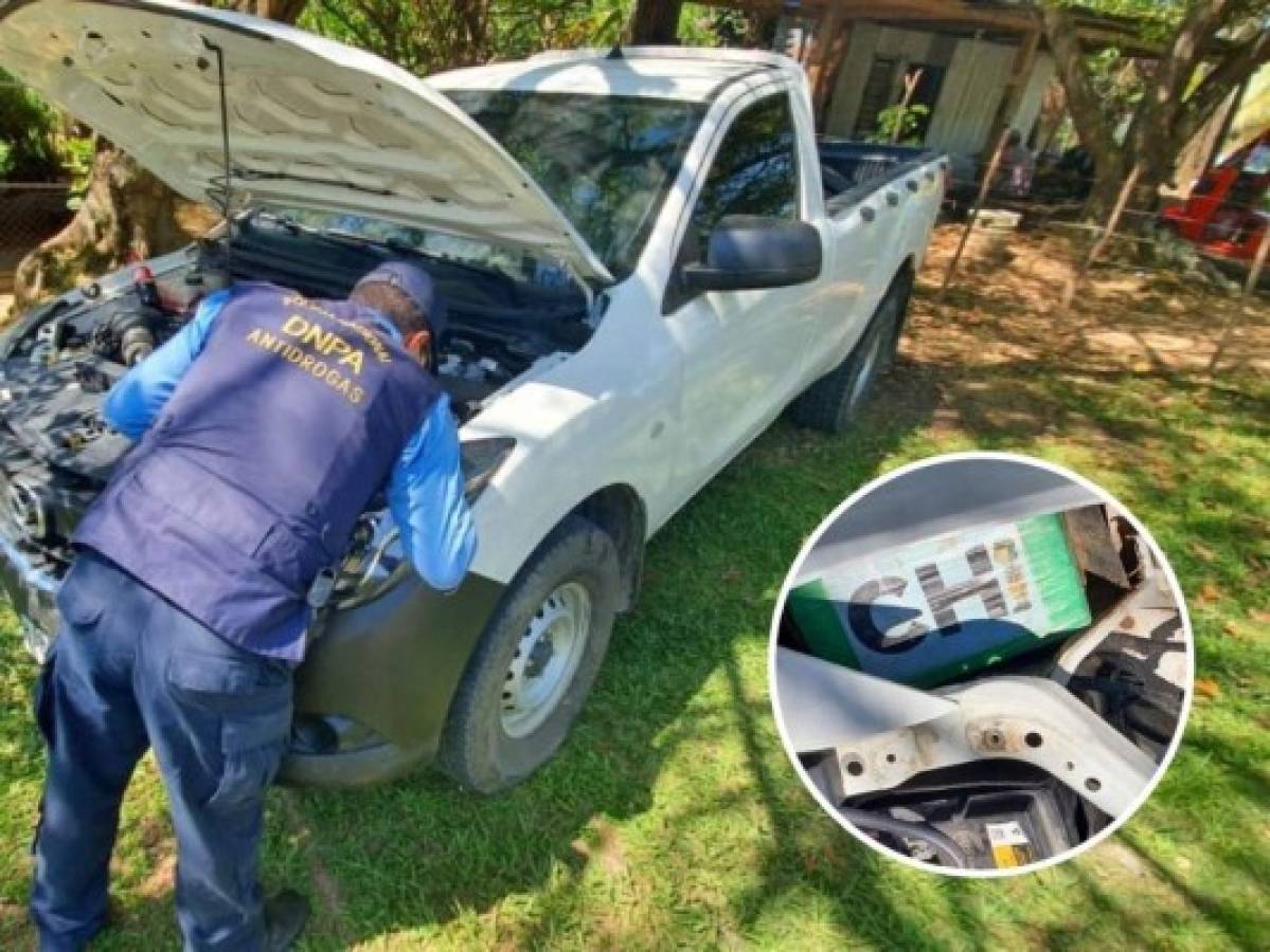 Encuentran varios paquetes de droga ocultos dentro de vehículo en La Ceiba