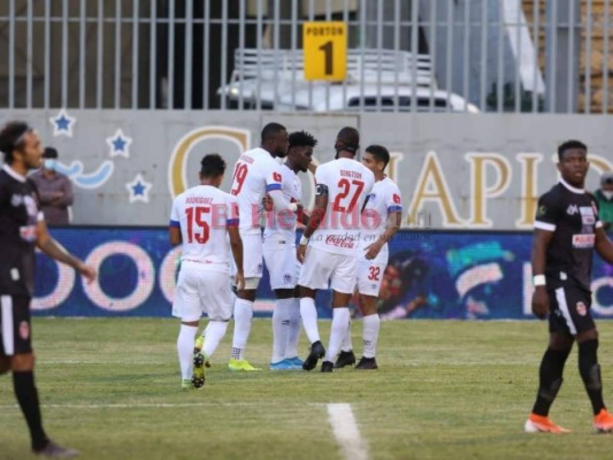 Olimpia aplasta 5-0 a la Real Sociedad en el Estadio Nacional