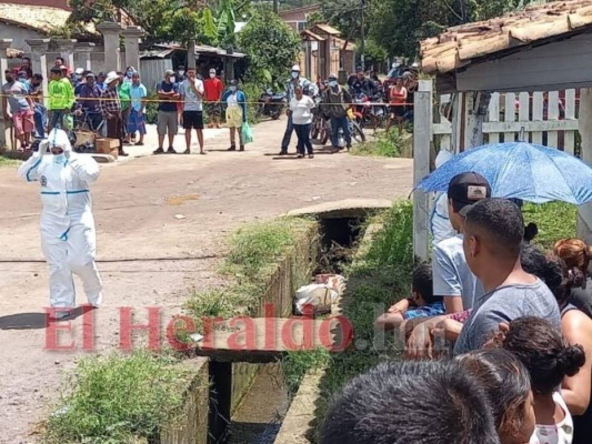 Dentro de sacos y en una cuneta hallan cadáver en Zambrano