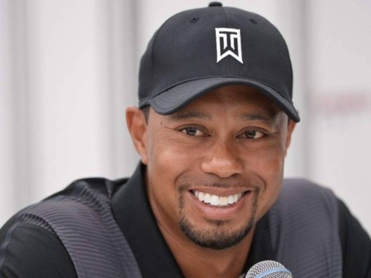 Tratamientos de Tiger Woods fueron un éxito y 'se está recuperando'