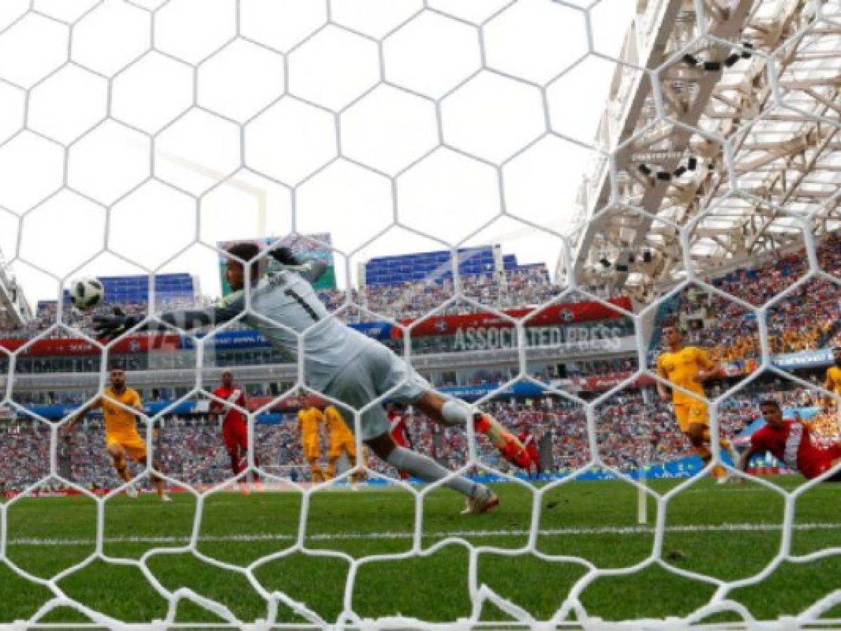 Perú gana su último partido contra Australia y se despide de Rusia 2018