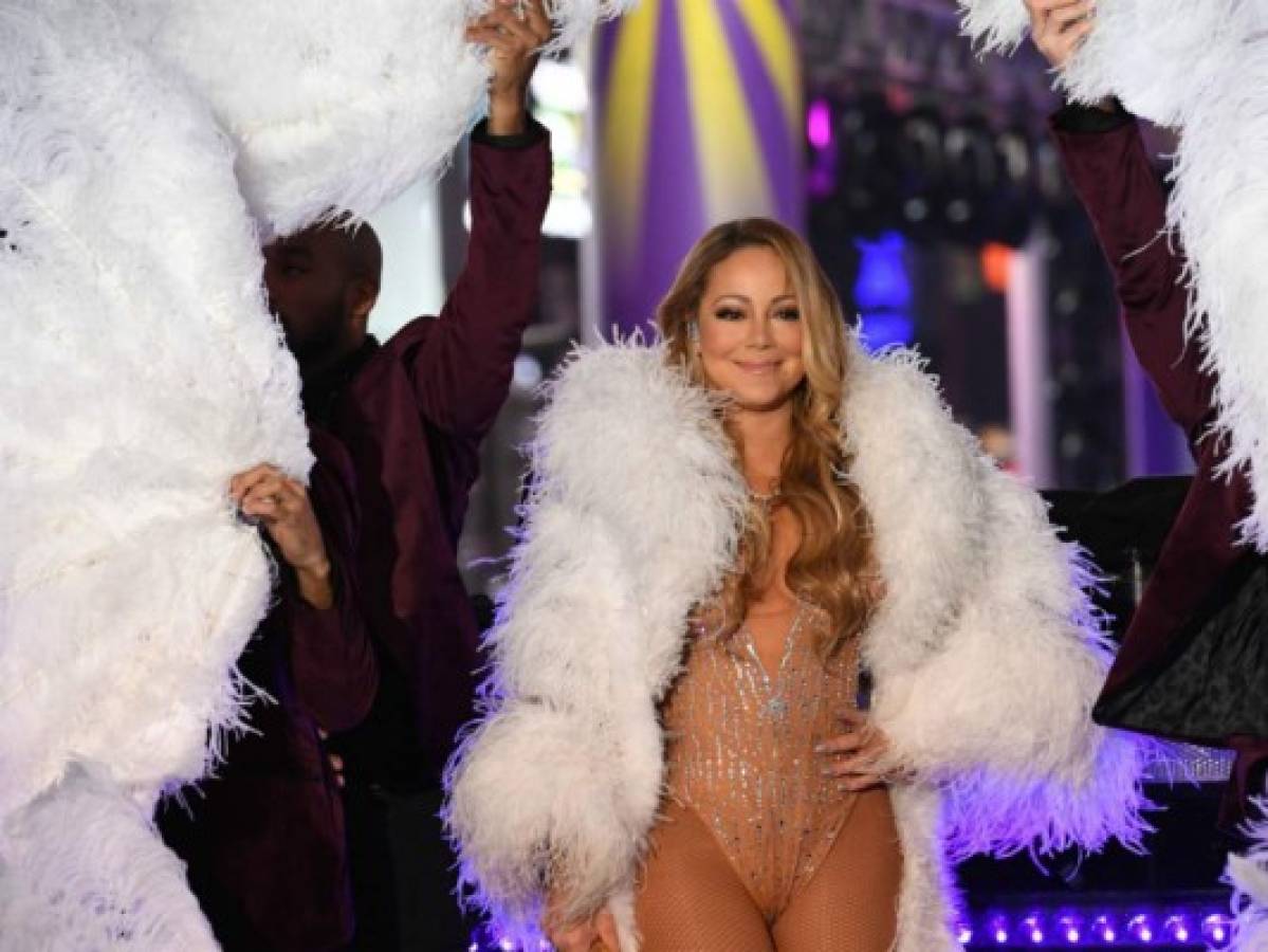 Video: La bochornosa actuación de Mariah Carey en Año Nuevo le da la vuelta al mundo