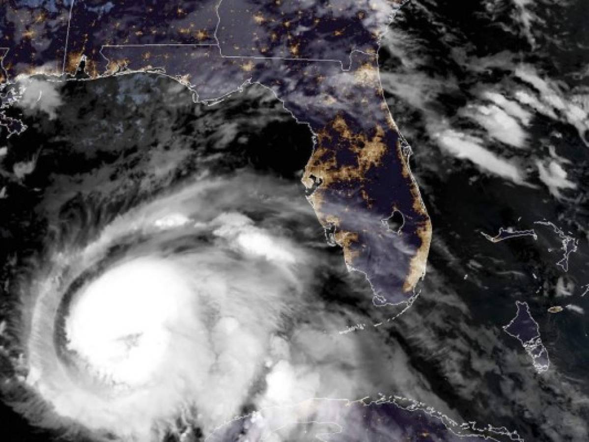 EN VIVO: Sigue la trayectoria del huracán Michael