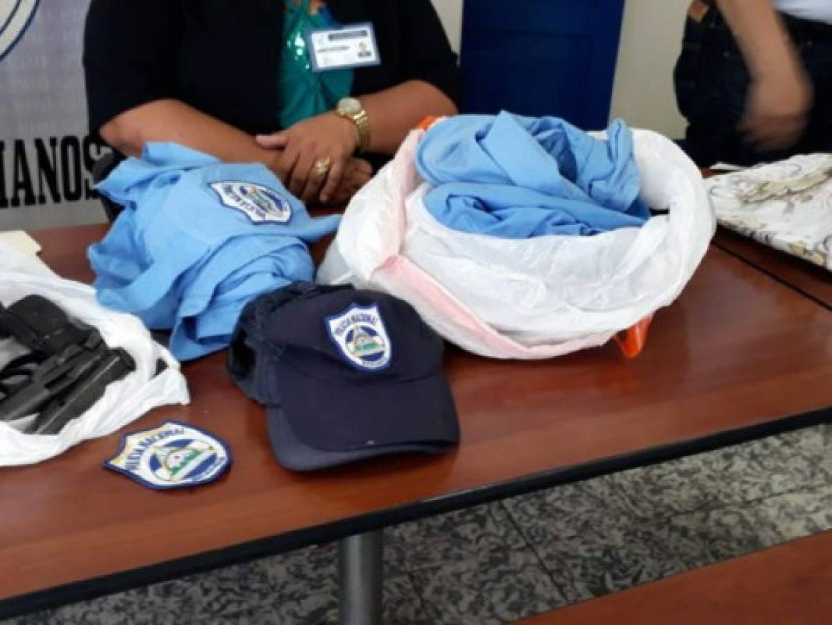 Dos policías en Nicaragua renuncian para no reprimir a la población, ahora los acusan de robo