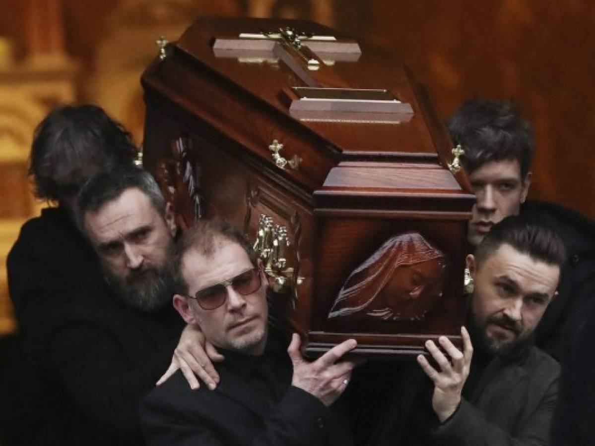 En Ballybricken realizaron funeral de Dolores O'Riordan, vocalista de The Cranberries