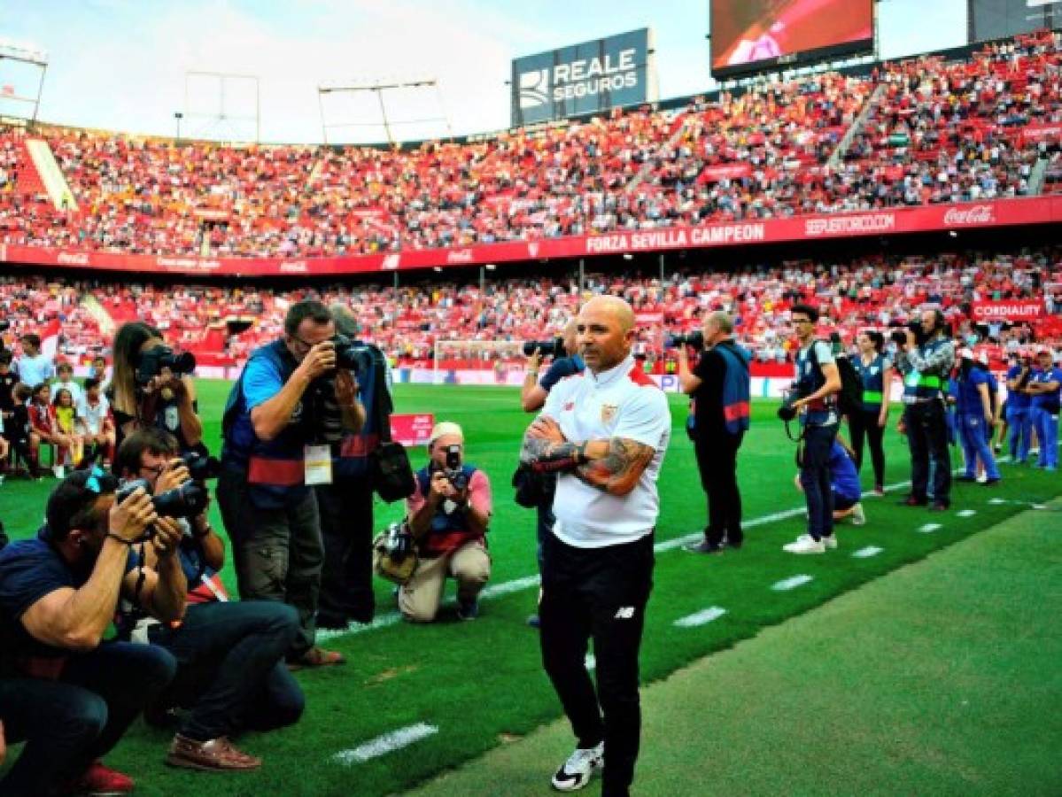 Sampaoli dirigió el último al Sevilla de España. Foto: Agencia AFP.