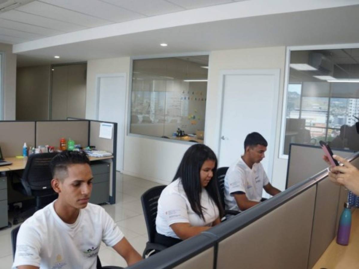 Ofrecen cursos en programación en software en Honduras