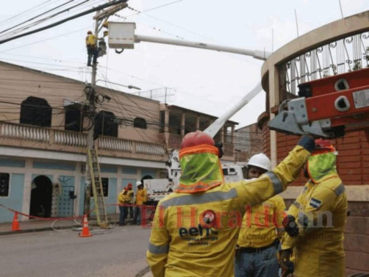 Ahora con carta, EEH le recuerda a JOH la deuda y pide nombrar comisión