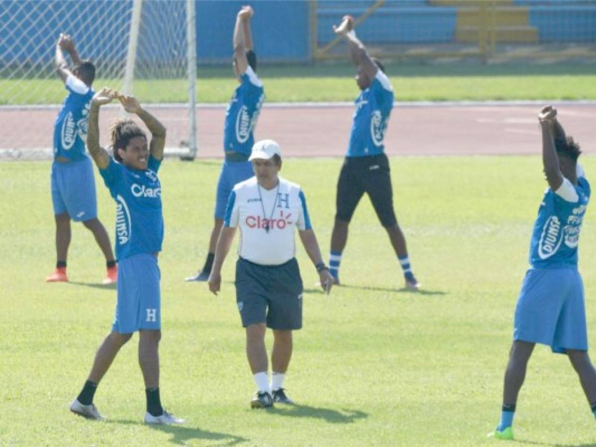 Jorge Luis Pinto pide jugar ante Jamaica y El Salvador en mayo previo a la eliminatoria