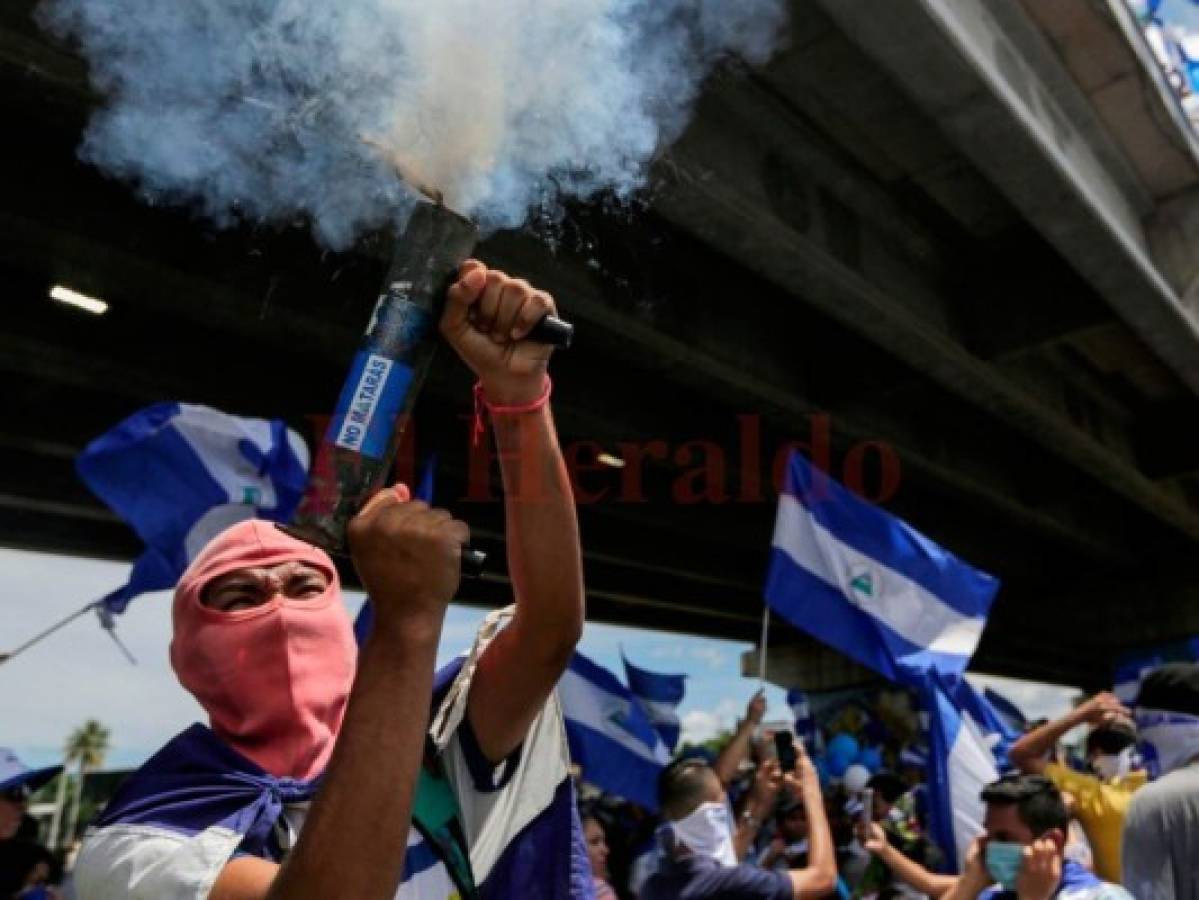 Dos heridos de bala en ataque a protesta opositora en Nicaragua
