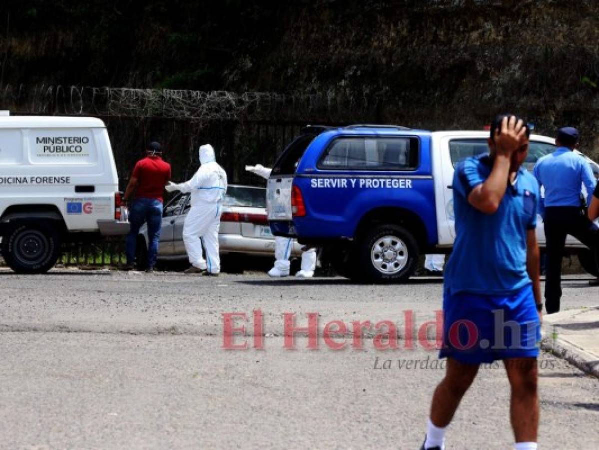 Un revólver había en carro de chef hallado muerto en Loarque