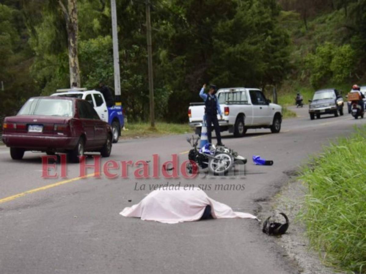 Motociclista muere tras impactar contra un vehículo en la capital de Honduras