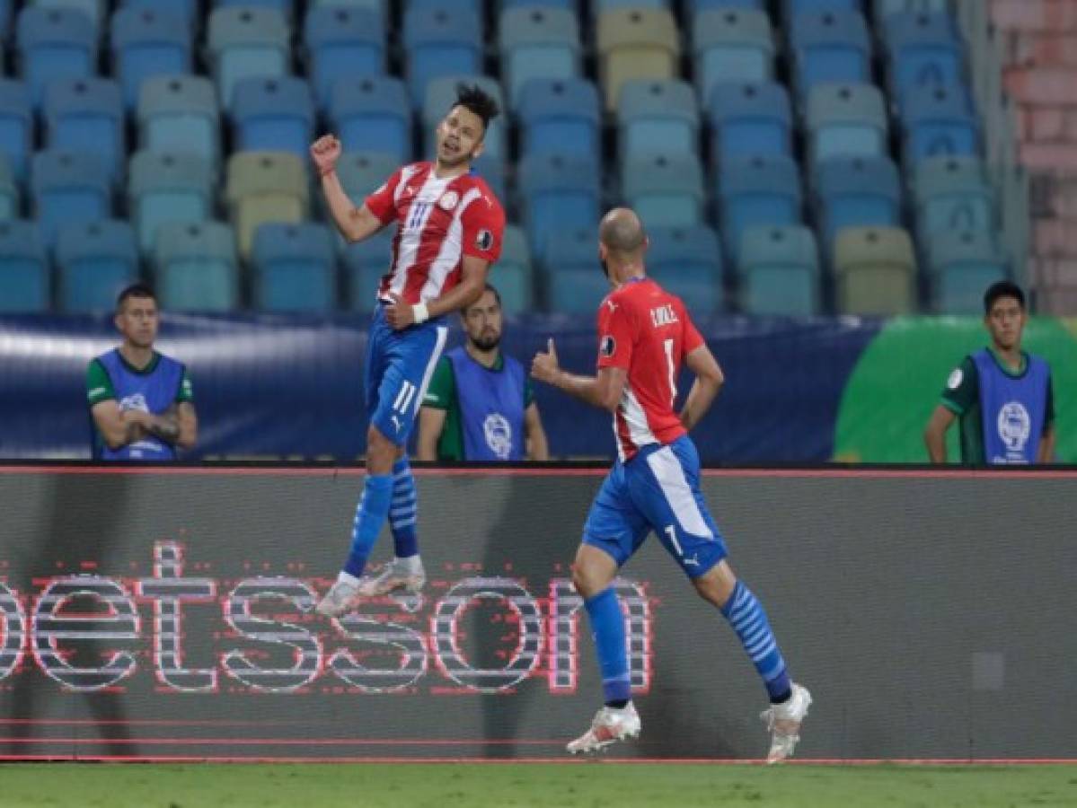 Paraguay remonta y doblega a la debilitada Bolivia en la Copa América  