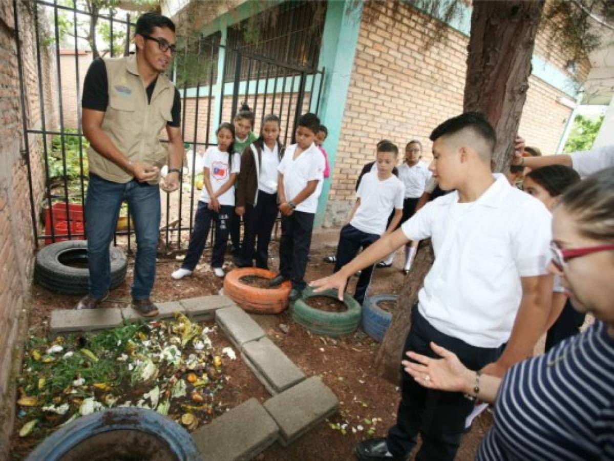 A favor del ambiente alumnos del CEB República de China