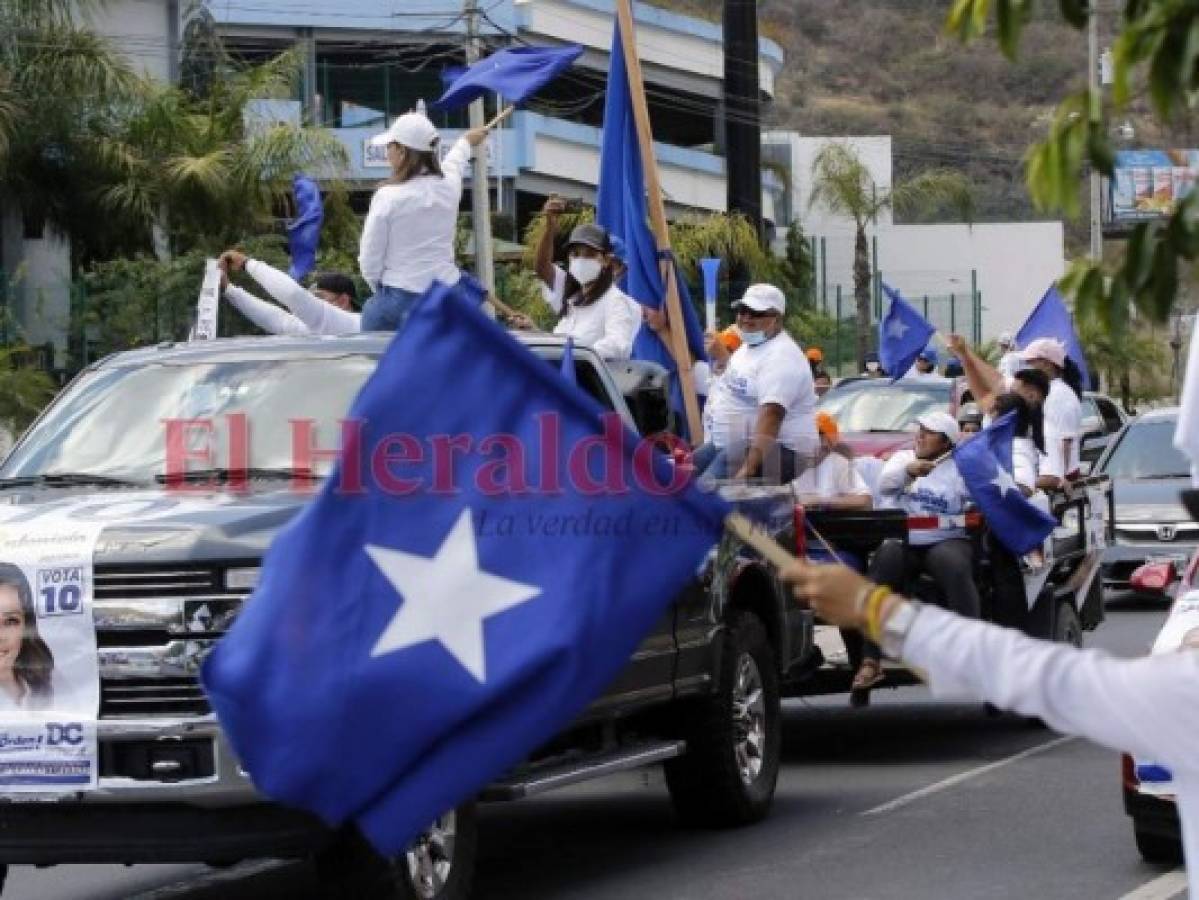 No se preste a las aglomeraciones, pues el covid no descansa en época electoral. Foto: Johny Magallanes/ EL HERALDO