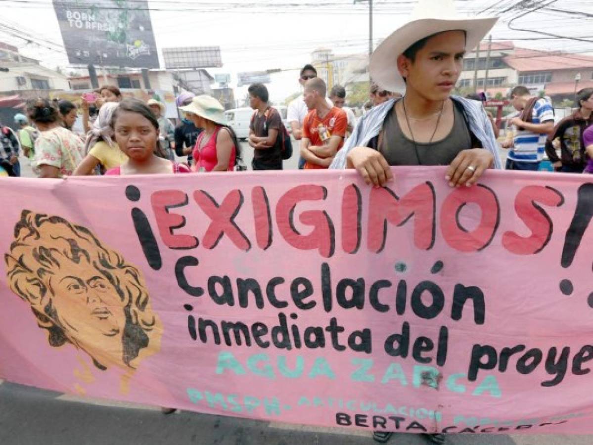 De L 1.2 millones fue el pago total para matar a Berta Cáceres