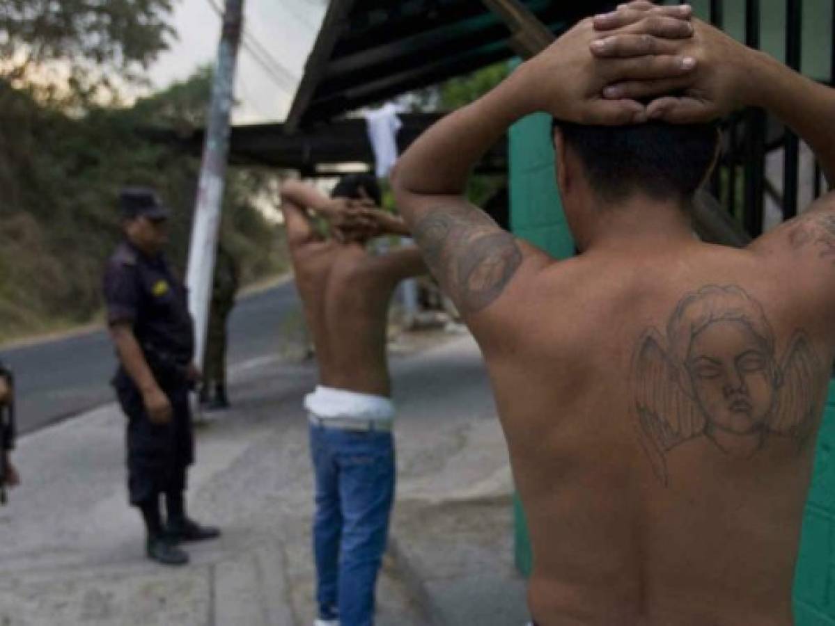 El Salvador: Gobierno rechaza negociar con las pandillas