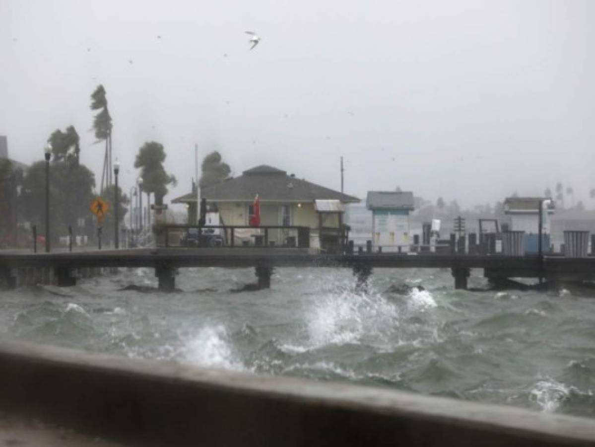 Estados Unidos no se salva y Eta deja lluvias torrenciales en oeste de Florida