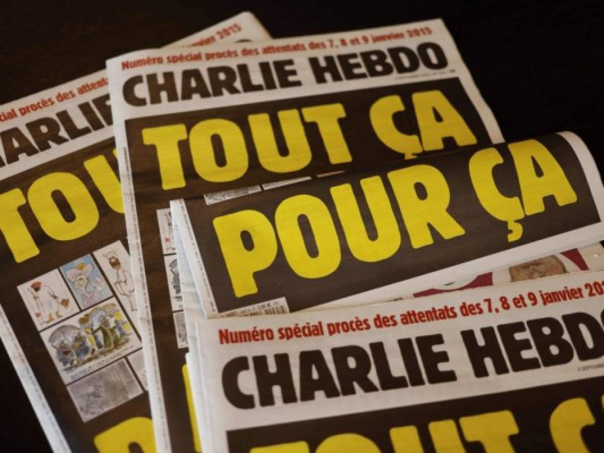 Charlie Hebdo reimprime caricaturas que le valieron un ataque terrorista 