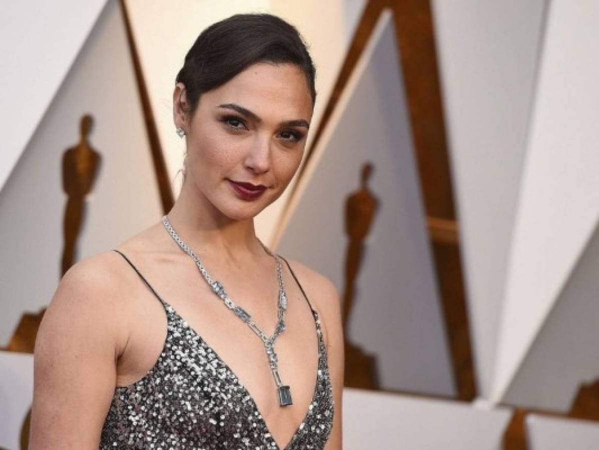 Actriz Gal Gadot es blanco de críticas tras publicación sobre Israel y Palestina